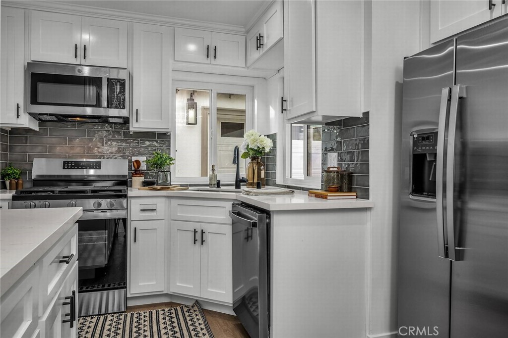 25223 Weston Road Torrance, CA 90505 - Photo 9 of 26