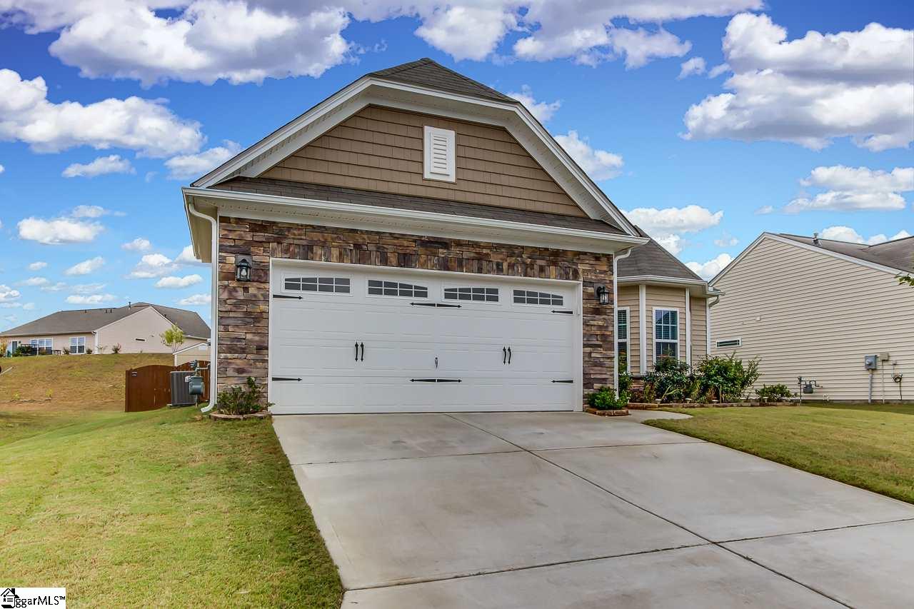 443 Riverdale Road Simpsonville, SC 29680 - Photo 3 of 36 Gallery Image 3