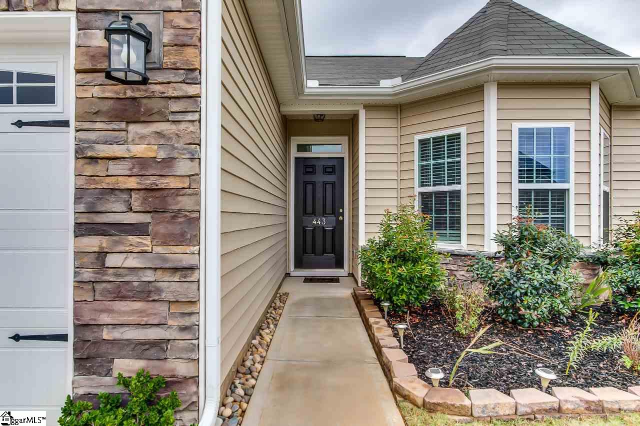 443 Riverdale Road Simpsonville, SC 29680 - Photo 4 of 36 Gallery Image 4