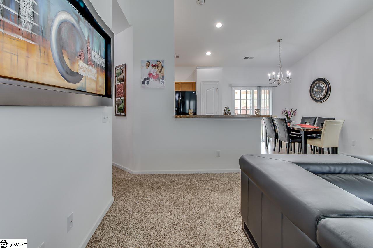 443 Riverdale Road Simpsonville, SC 29680 - Photo 5 of 36 Gallery Image 5
