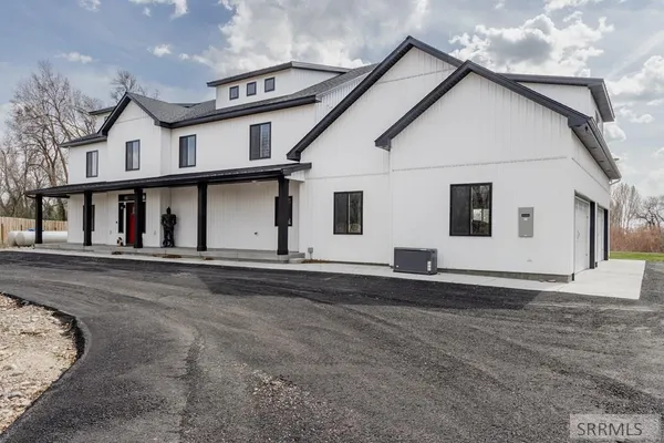 $1,625,000 | 322 North 4500 East, Rigby, ID 83442