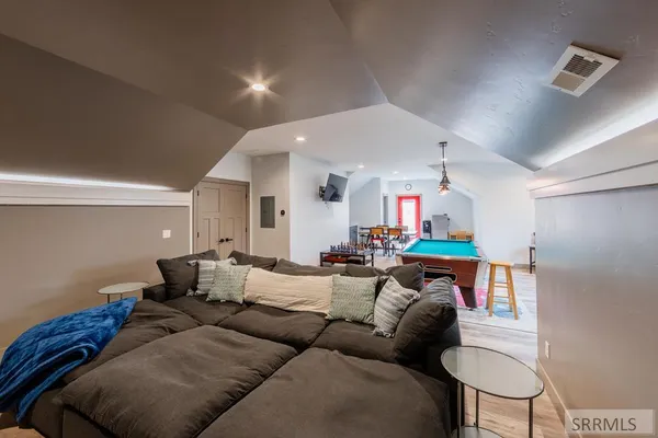 $1,625,000 | 322 North 4500 East, Rigby, ID 83442