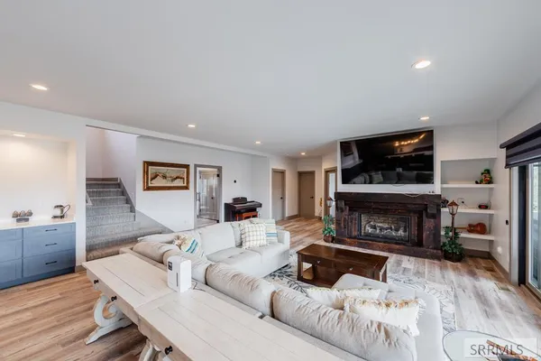 $1,625,000 | 322 North 4500 East, Rigby, ID 83442