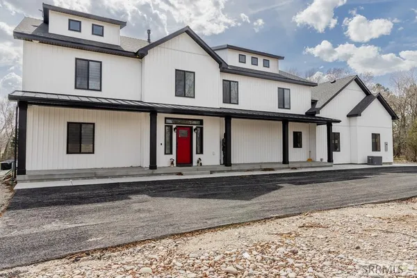 $1,625,000 | 322 North 4500 East, Rigby, ID 83442