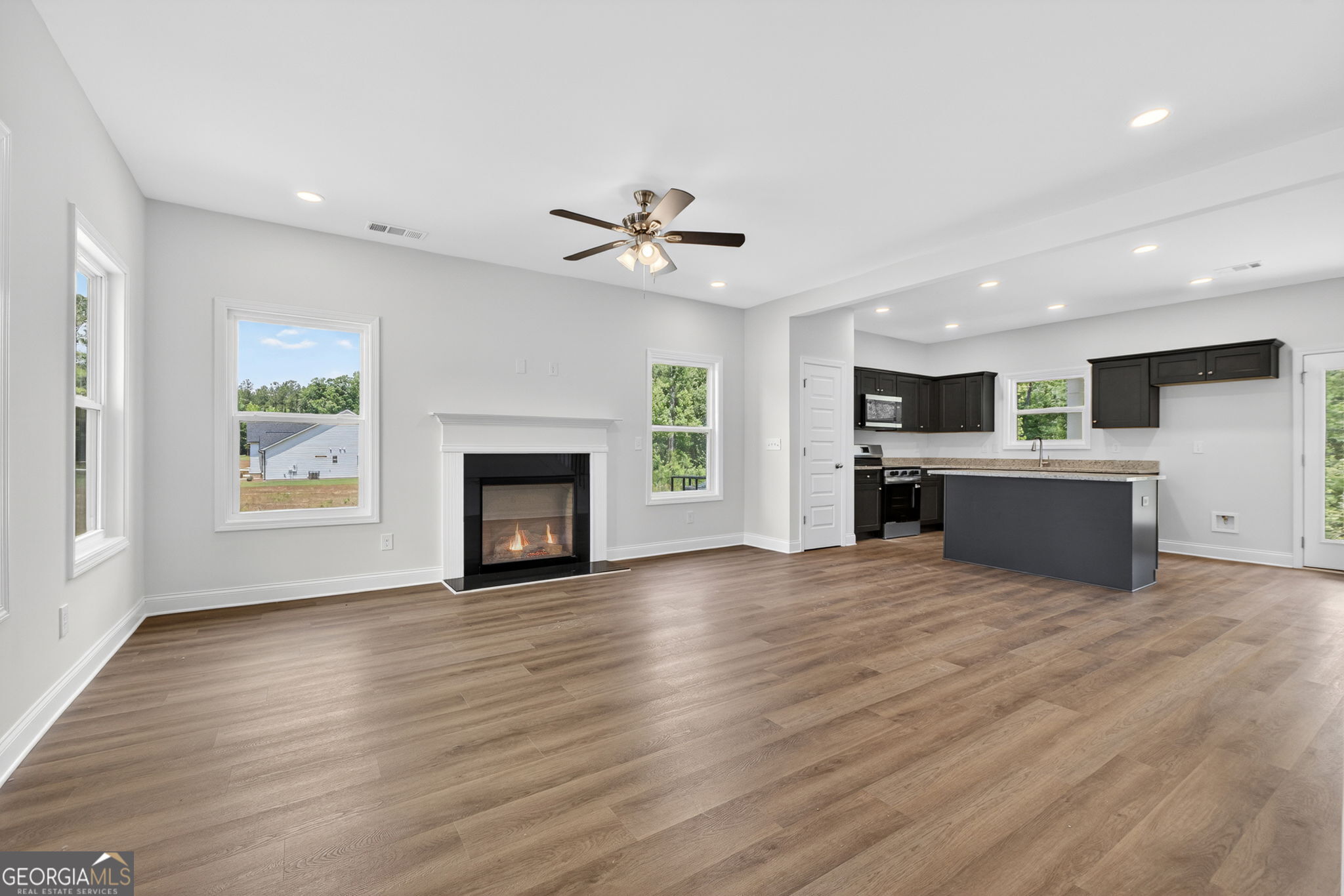 335 Yancey Road Covington, GA 30014 - Photo 3 of 41