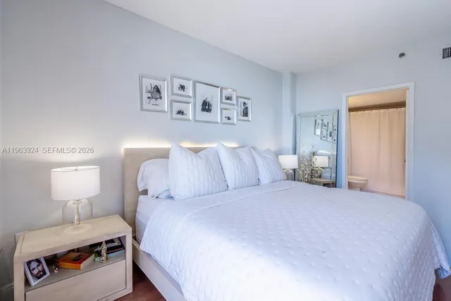 $3,750 | 540 Brickell Key Drive, Unit 1619, Miami, FL 33131