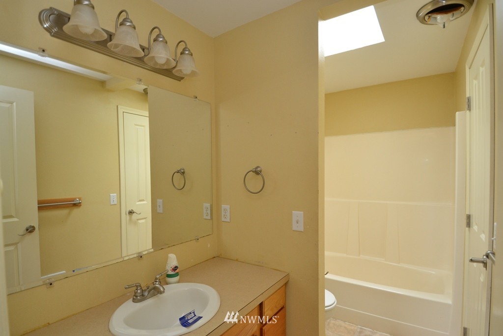3805 South Reddick Road Port Angeles, WA 98363 - Photo 12 of 25 Gallery Image 12