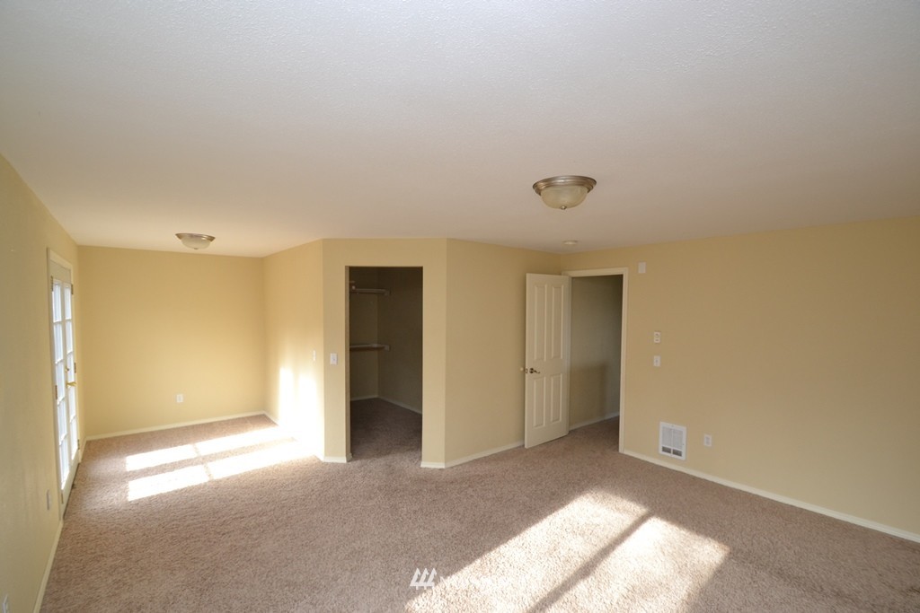 3805 South Reddick Road Port Angeles, WA 98363 - Photo 13 of 25 Gallery Image 13