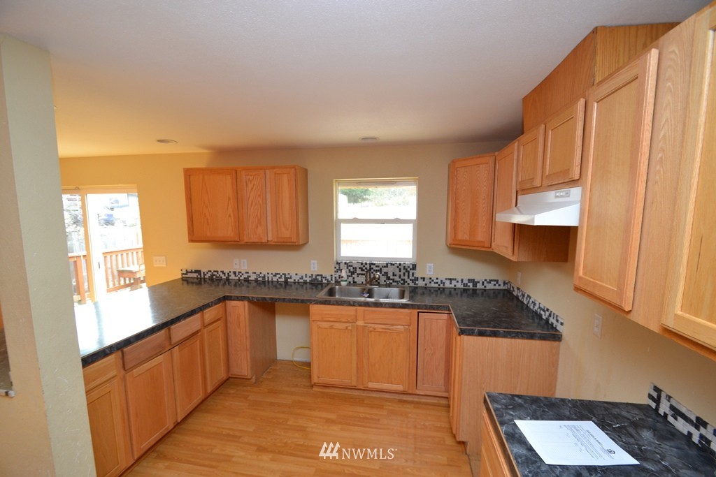 3805 South Reddick Road Port Angeles, WA 98363 - Photo 7 of 25 Gallery Image 7
