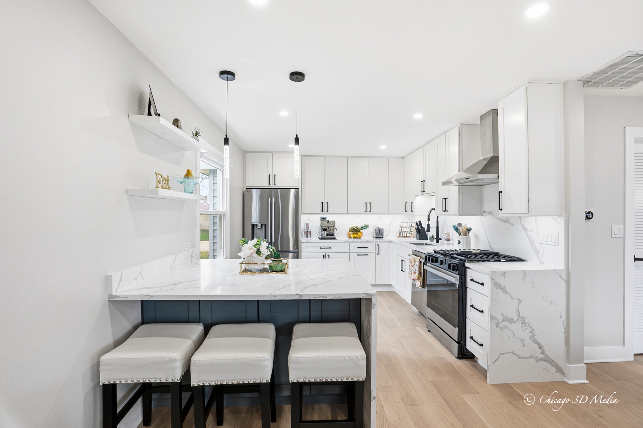 115 Red Bridge Road Lake Zurich, IL 60047 - Photo 3 of 28