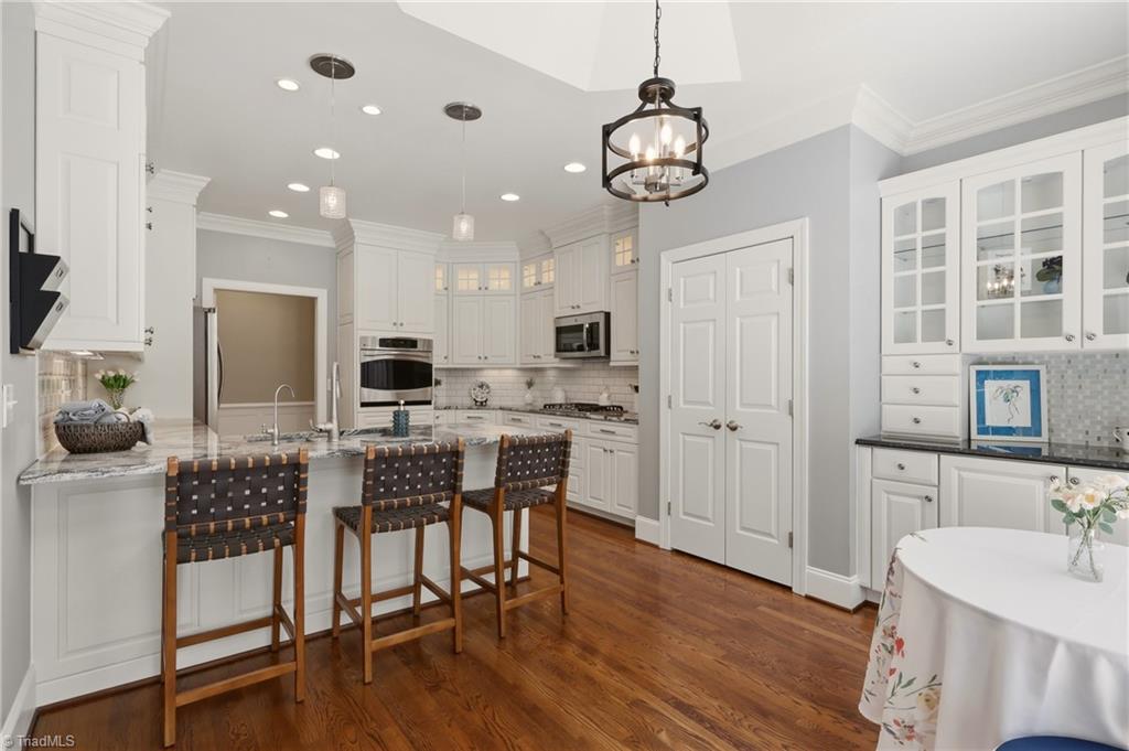 5305 Ridge Trail Road Summerfield, NC 27358 - Photo 15 of 49 Kitchen