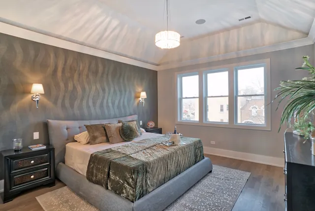 $999,900 | 3721 West Wabansia Avenue, Chicago, IL 60647