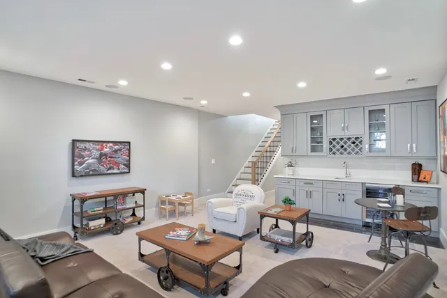 $999,900 | 3721 West Wabansia Avenue, Chicago, IL 60647