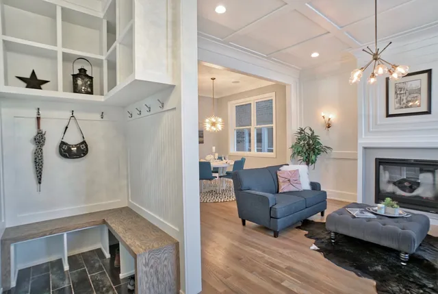 $999,900 | 3721 West Wabansia Avenue, Chicago, IL 60647