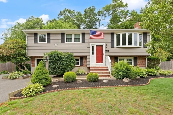 $575,000 | 15 West Meadow Drive, Brockton, MA 02301
