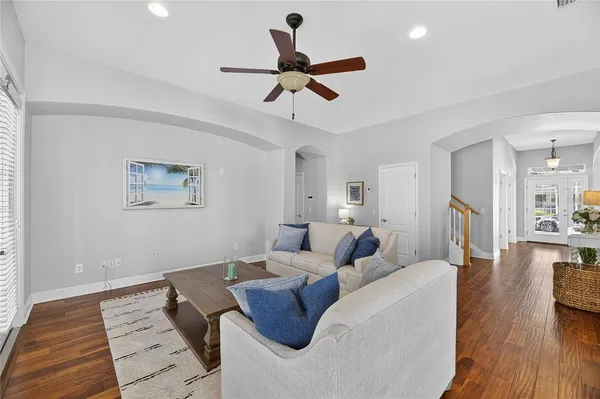 $3,200 | 410 Manns Harbor Drive, Apollo Beach, FL 33572