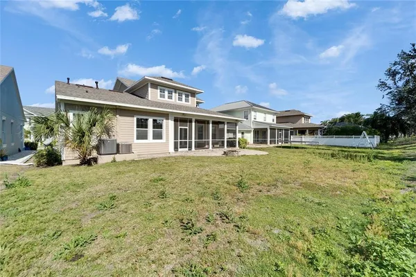 $3,200 | 410 Manns Harbor Drive, Apollo Beach, FL 33572