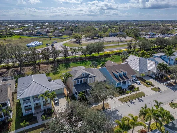 $3,200 | 410 Manns Harbor Drive, Apollo Beach, FL 33572