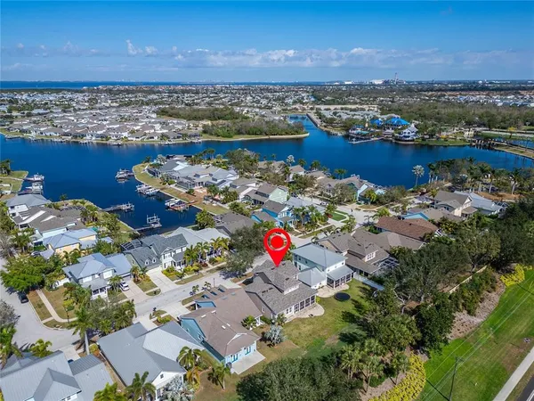 $3,200 | 410 Manns Harbor Drive, Apollo Beach, FL 33572