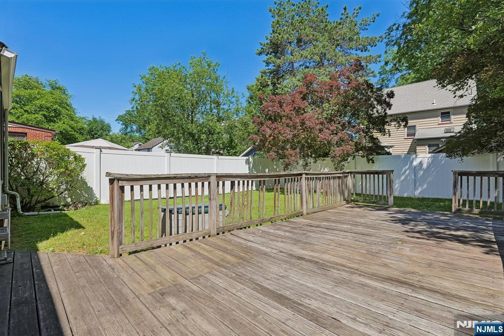26 Ferncliff Road Bloomfield, NJ 07003 - Photo 31 of 32