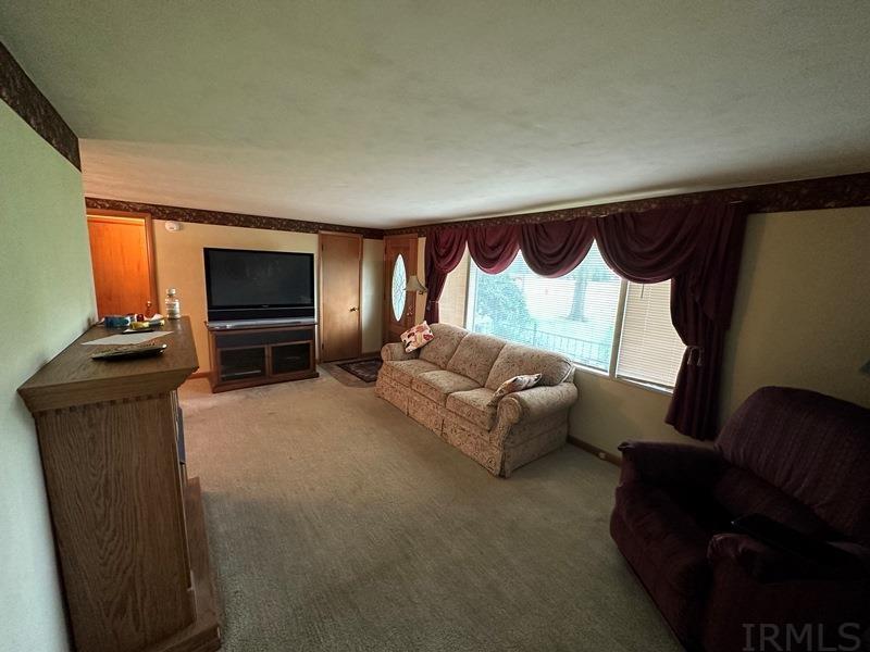 835 Rainbow Road Geneva, IN 46740 - Photo 6 of 25