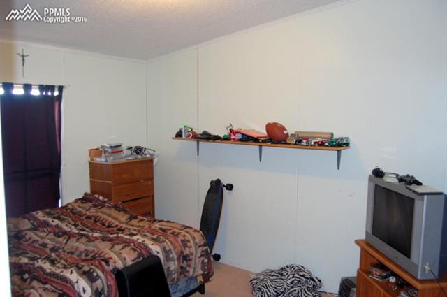 16355 De Groot Road Colorado Springs, CO 80928 - Photo 7 of 20 Gallery Image 7