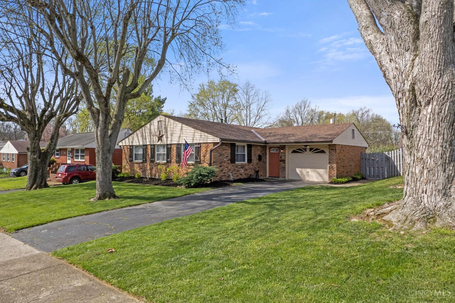 3349 Rio Grande Lane Newtown, OH 45244 - Photo 6 of 40