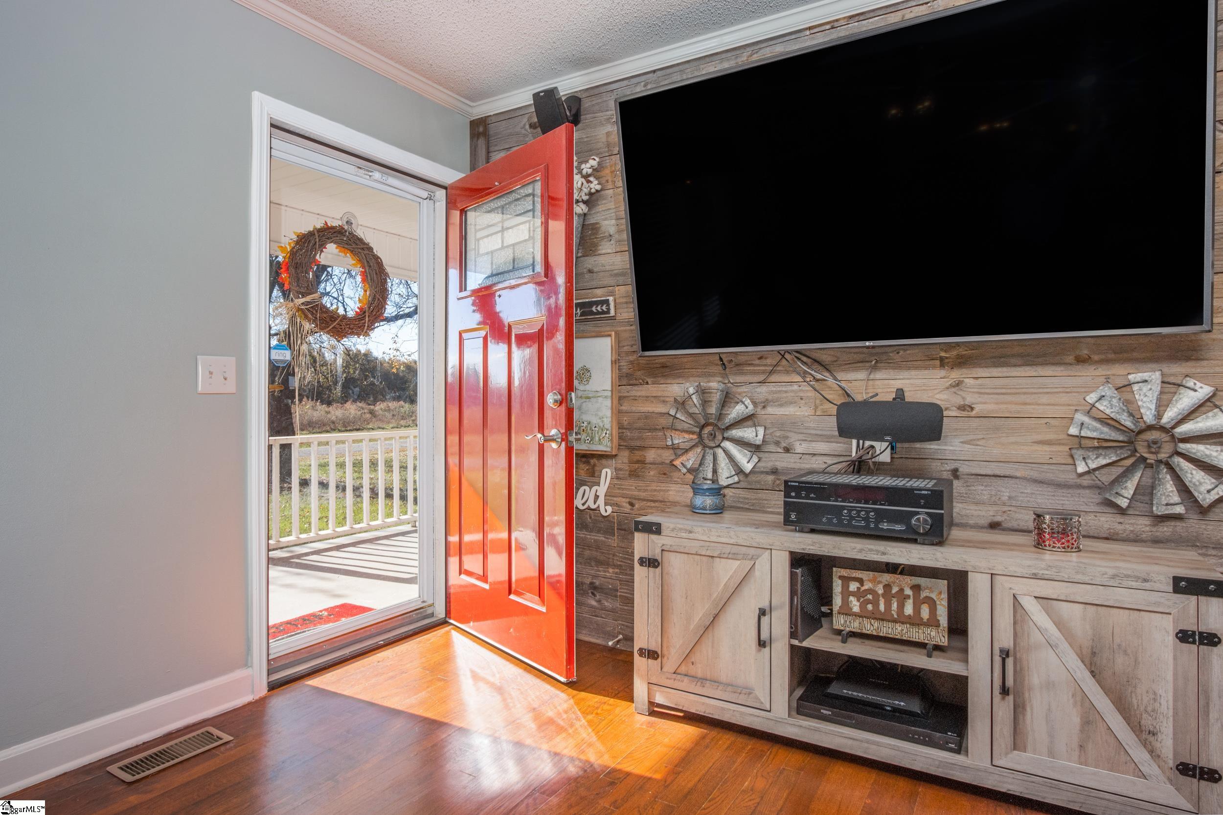 221 Susie Road Belton, SC 29627 - Photo 5 of 30