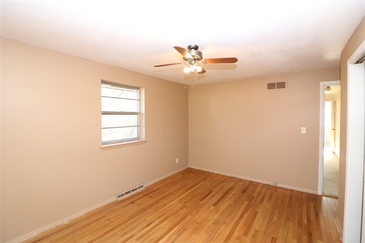 3206 West Chartwell Road Peoria, IL 61614 - Photo 18 of 36 Gallery Image 18