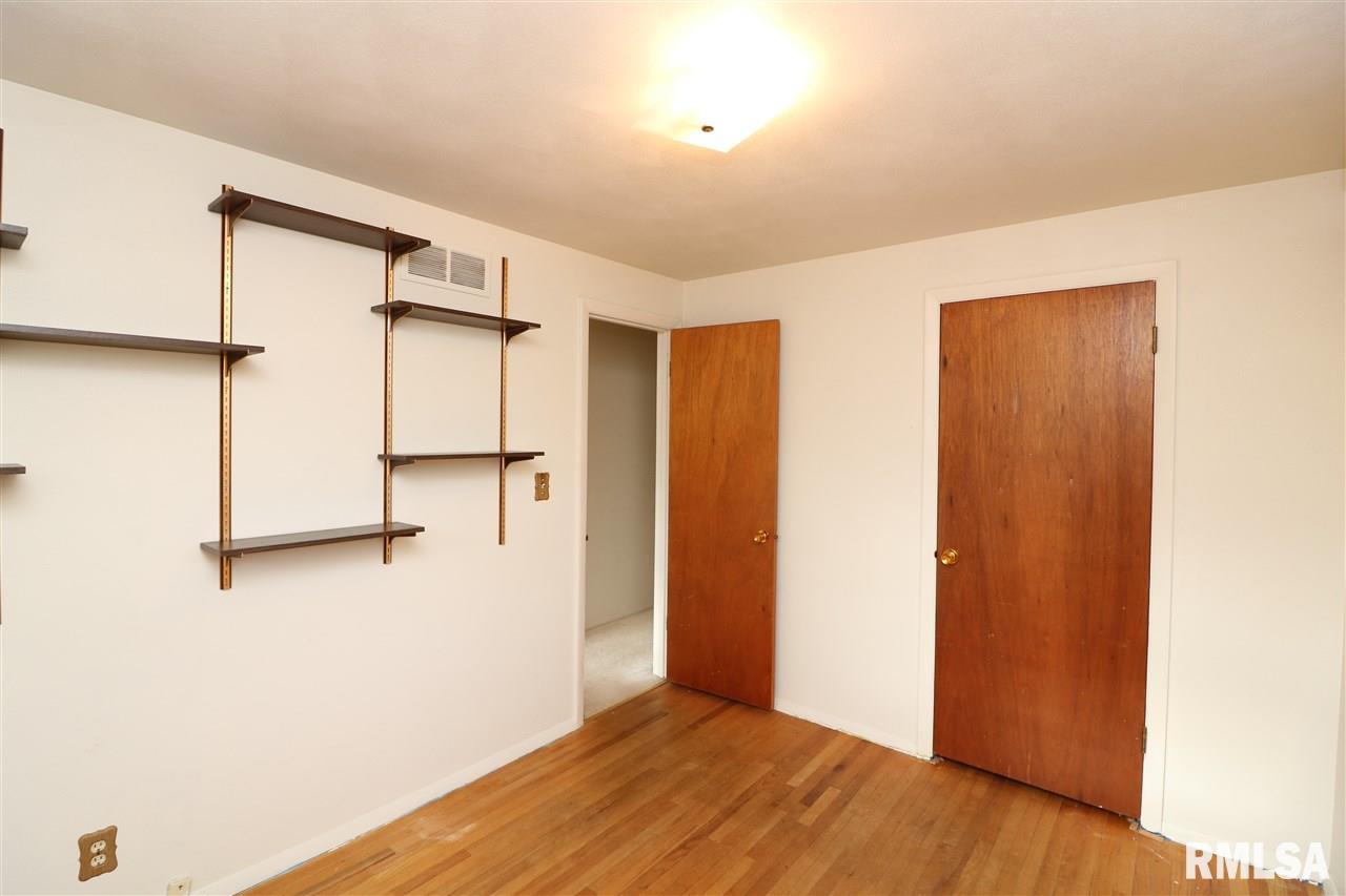 3206 West Chartwell Road Peoria, IL 61614 - Photo 24 of 36 Gallery Image 24