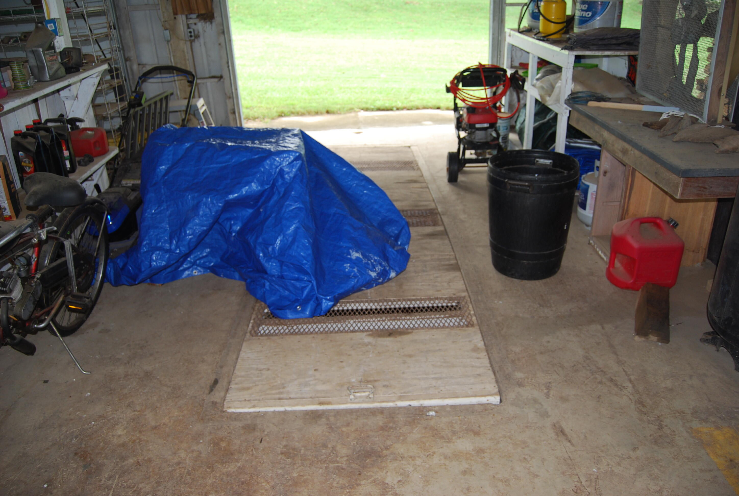 791 Dr Nelson Road DeFuniak Springs, FL 32433 - Photo 37 of 46 a view of water heater room