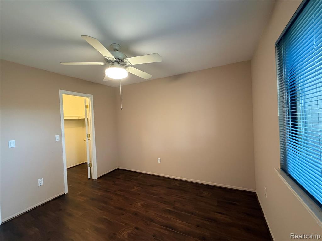 5220 West Utica Road Utica, MI 48317 - Photo 20 of 24