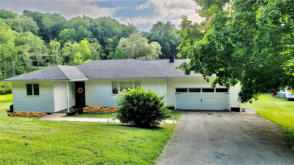 1604 Piper Road Ligonier, PA 15658 - Photo 2 of 30 Gallery Image 2