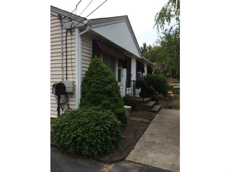 194 Hopkins Hill Road Coventry, RI 02816 - Photo 2 of 21 Exterior Front.