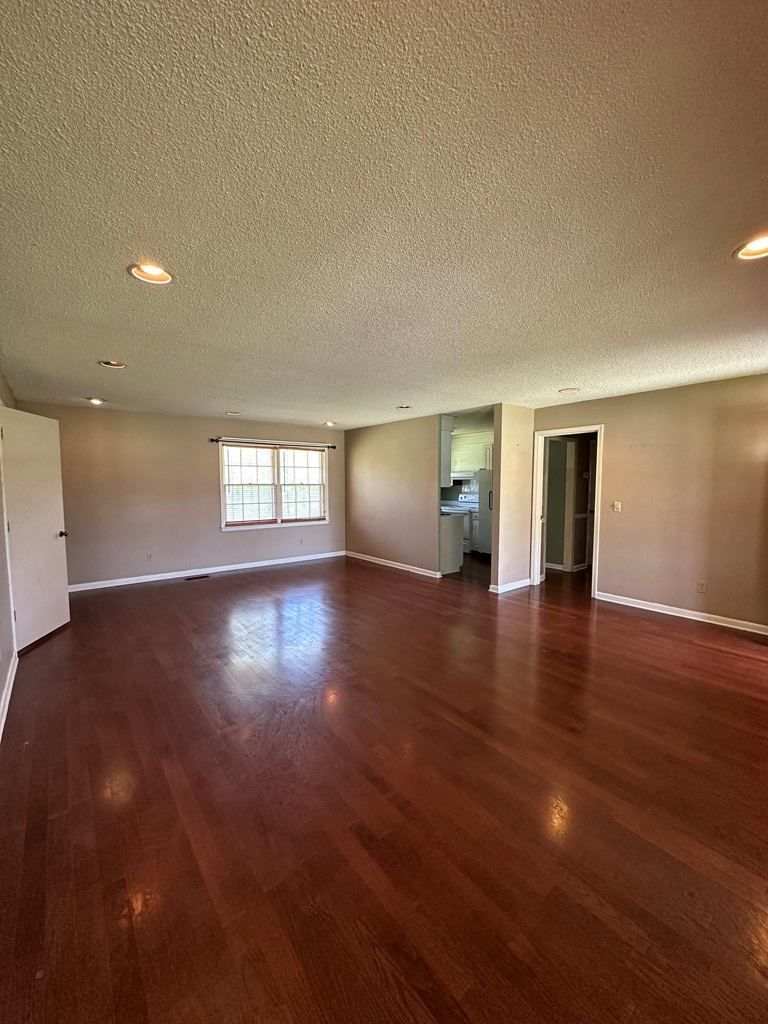 291 Keels Road Sumter, SC 29154 - Photo 4 of 29