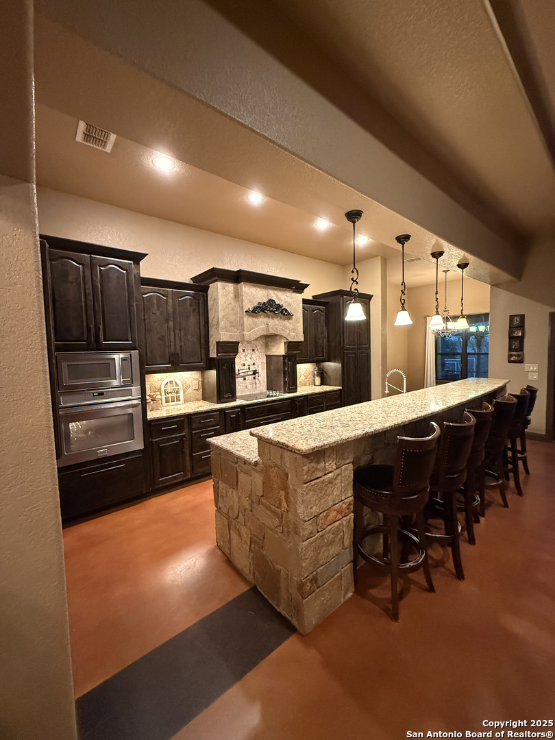 222 Colonial Lane La Vernia, TX 78121 - Photo 17 of 32