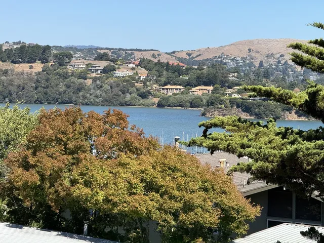 $699,000 | 370 Eden Roc Drive, Sausalito, CA 94965