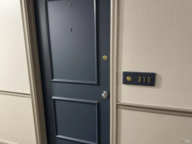 $699,000 | 370 Eden Roc Drive, Sausalito, CA 94965