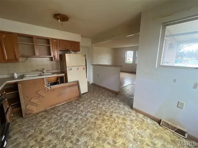 $42,500 | 1936 Doris Avenue, East St. Louis, IL 62206