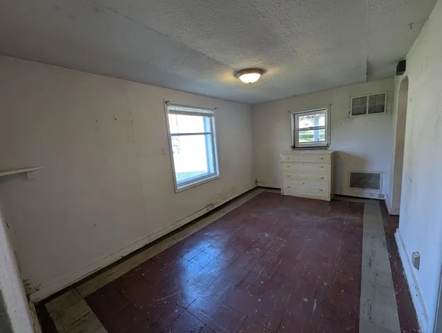 $50,000 | 616 East Adolphus Avenue, Fergus Falls, MN 56537