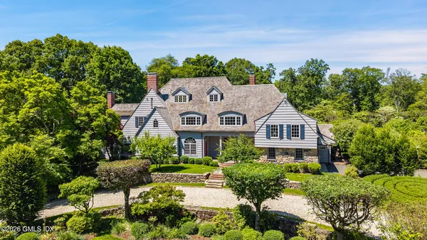 $7,450,000 | 736 Lake Avenue, Greenwich, CT 06830