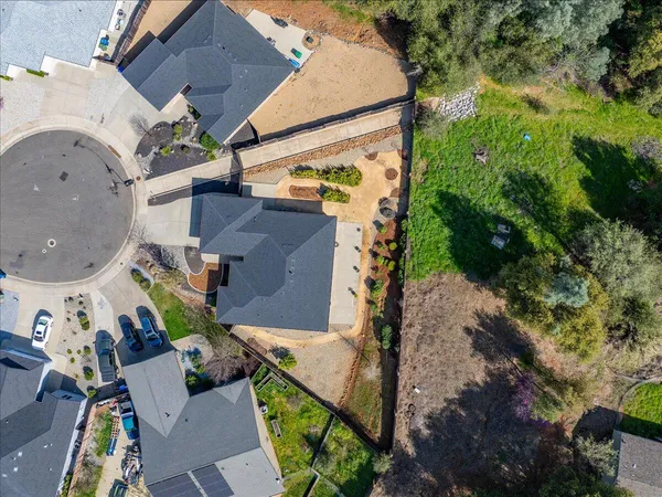 $464,900 | 4877 Squirrel Run Court, Redding, CA 96002