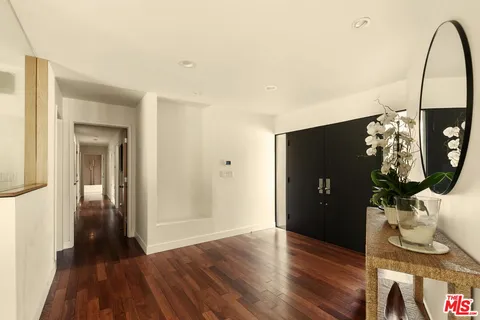 $3,489,000 | 8410 Edwin Drive, Los Angeles, CA 90046