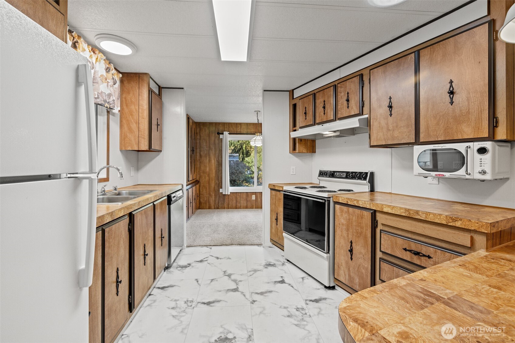 111 Dryke Road, Unit 22 Sequim, WA 98382 - Photo 12 of 40