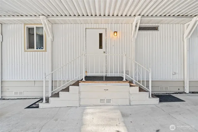 a view of a porch with patio