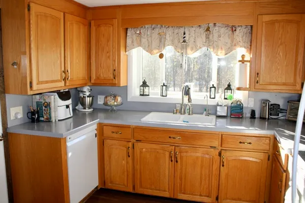 $349,900 | 116 Bald Mountain Road, Bernardston, MA 01337