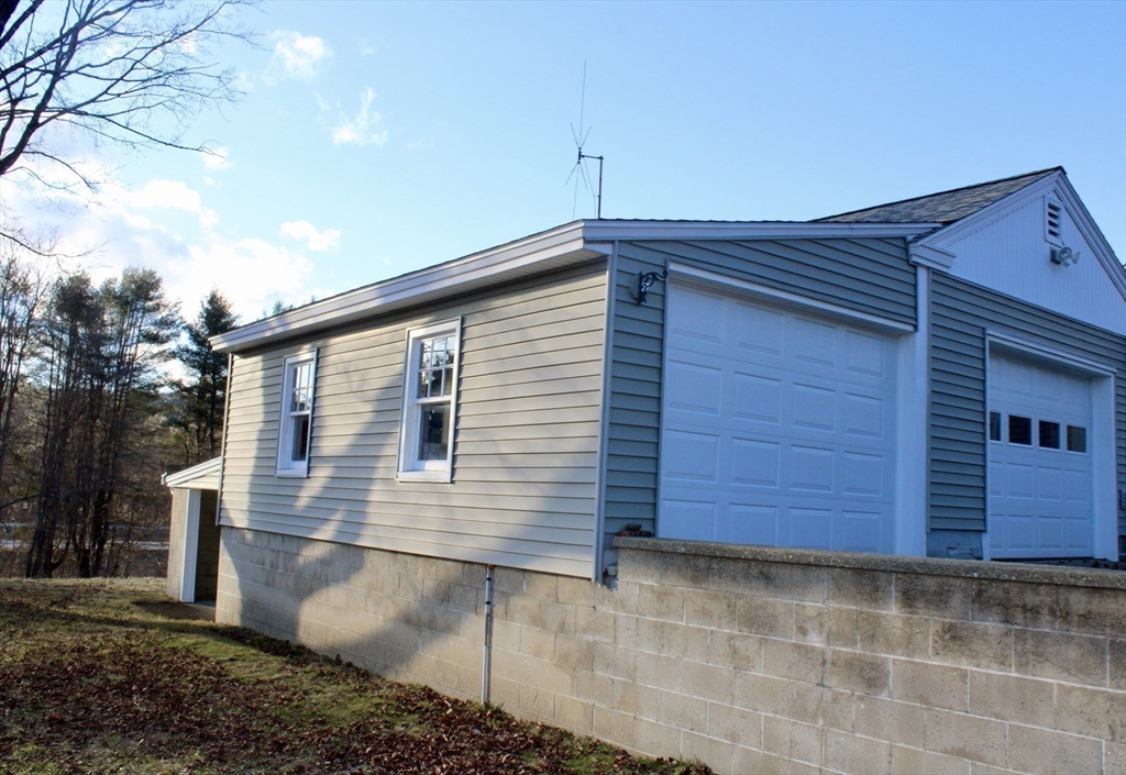 116 Bald Mountain Road Bernardston, MA 01337 - Photo 8 of 31