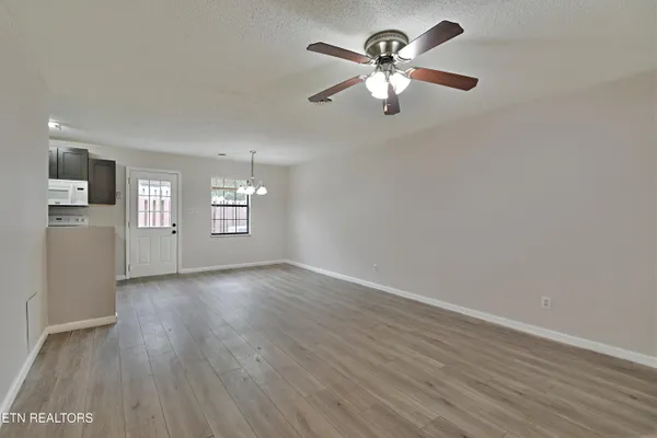 $235,000 | 918 Chip Cove Lane, Knoxville, TN 37938