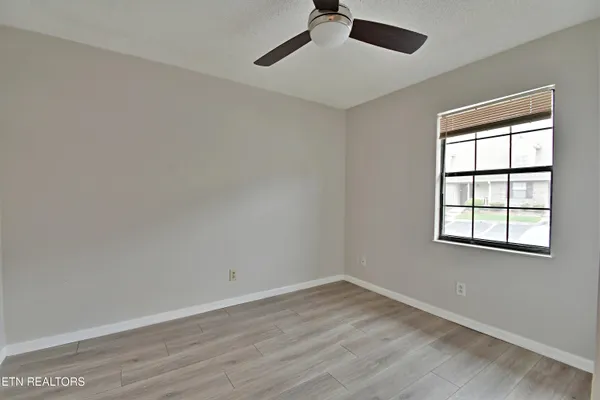 $235,000 | 918 Chip Cove Lane, Knoxville, TN 37938