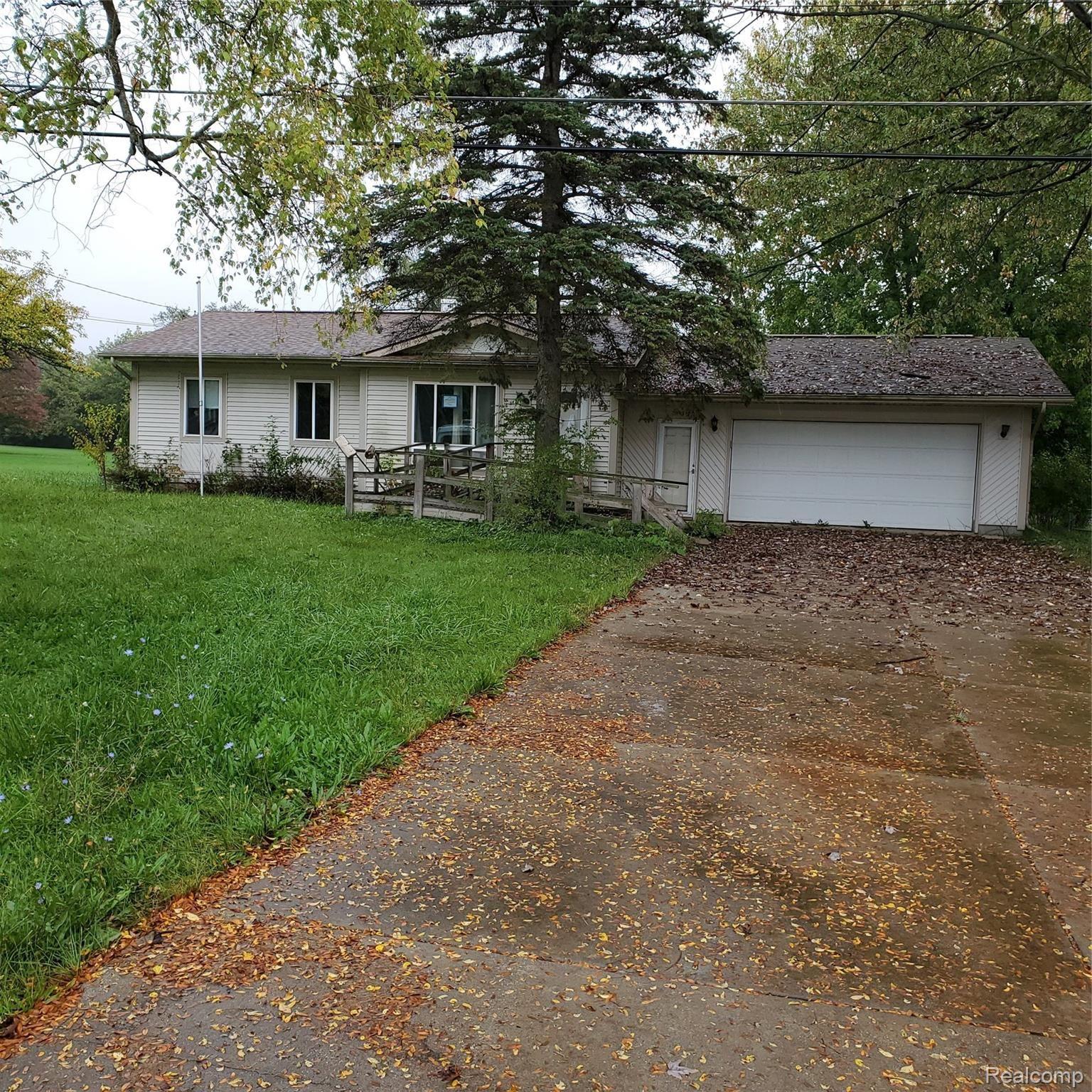 8390 North Webster Road Clio, MI 48420 - Photo 1 of 20 20211004_153504.jpg